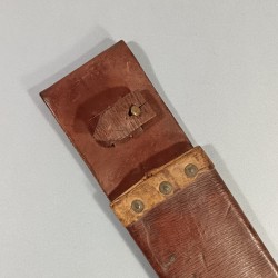 FOURREAU EN CUIR POUR MACHETTE ANGLAISE WW2 BRITISH FABRICATION S.L. DATEE 1942